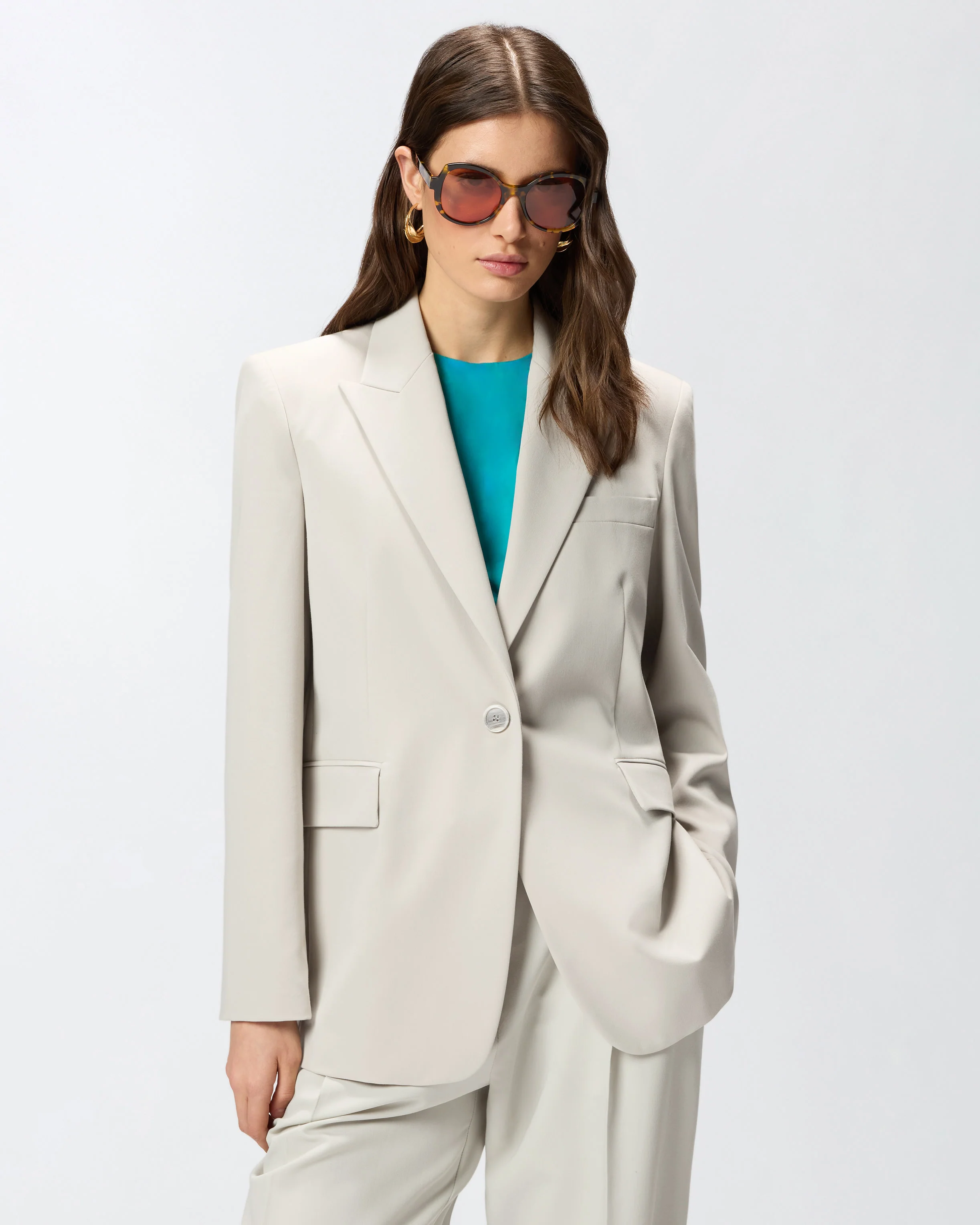 Blazer fluido con spacco posteriore