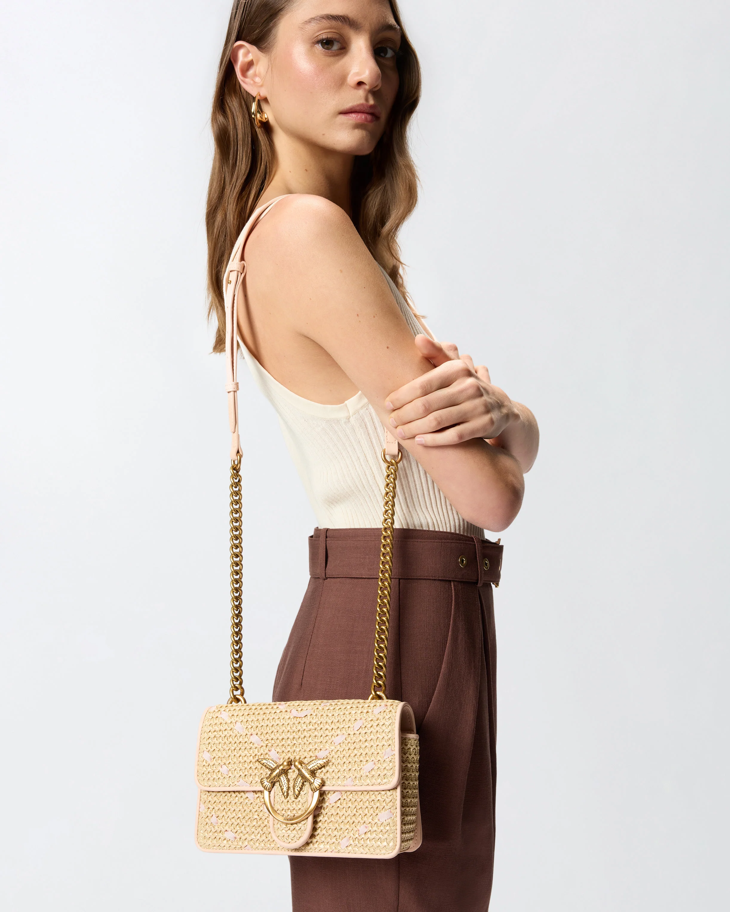 Borsa a mano piccola Mini Love Bag One Light in rafia chevron e pelle - Image 5
