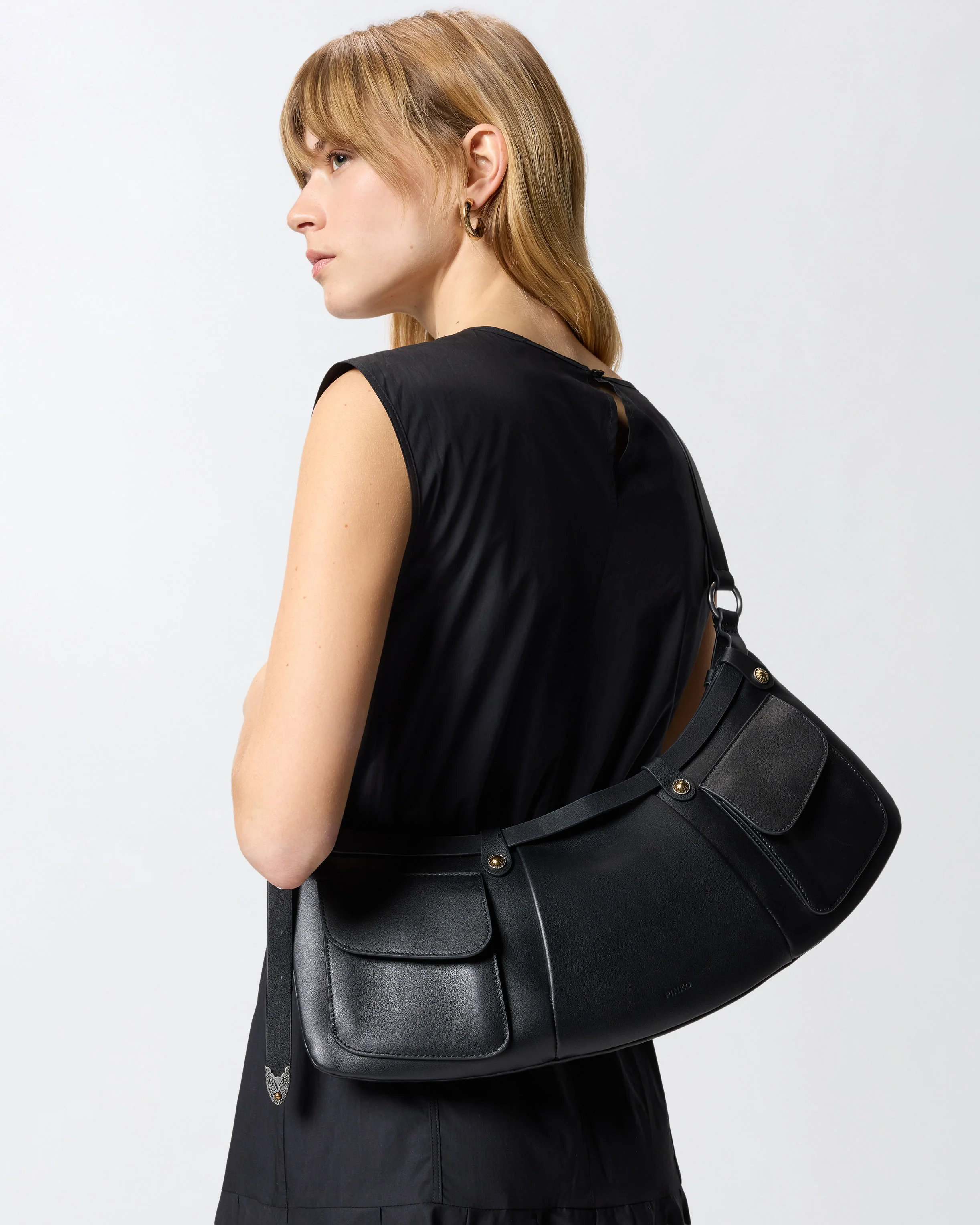Borsa a spalla grande Pocket Body Bag in pelle con tasche - Image 5