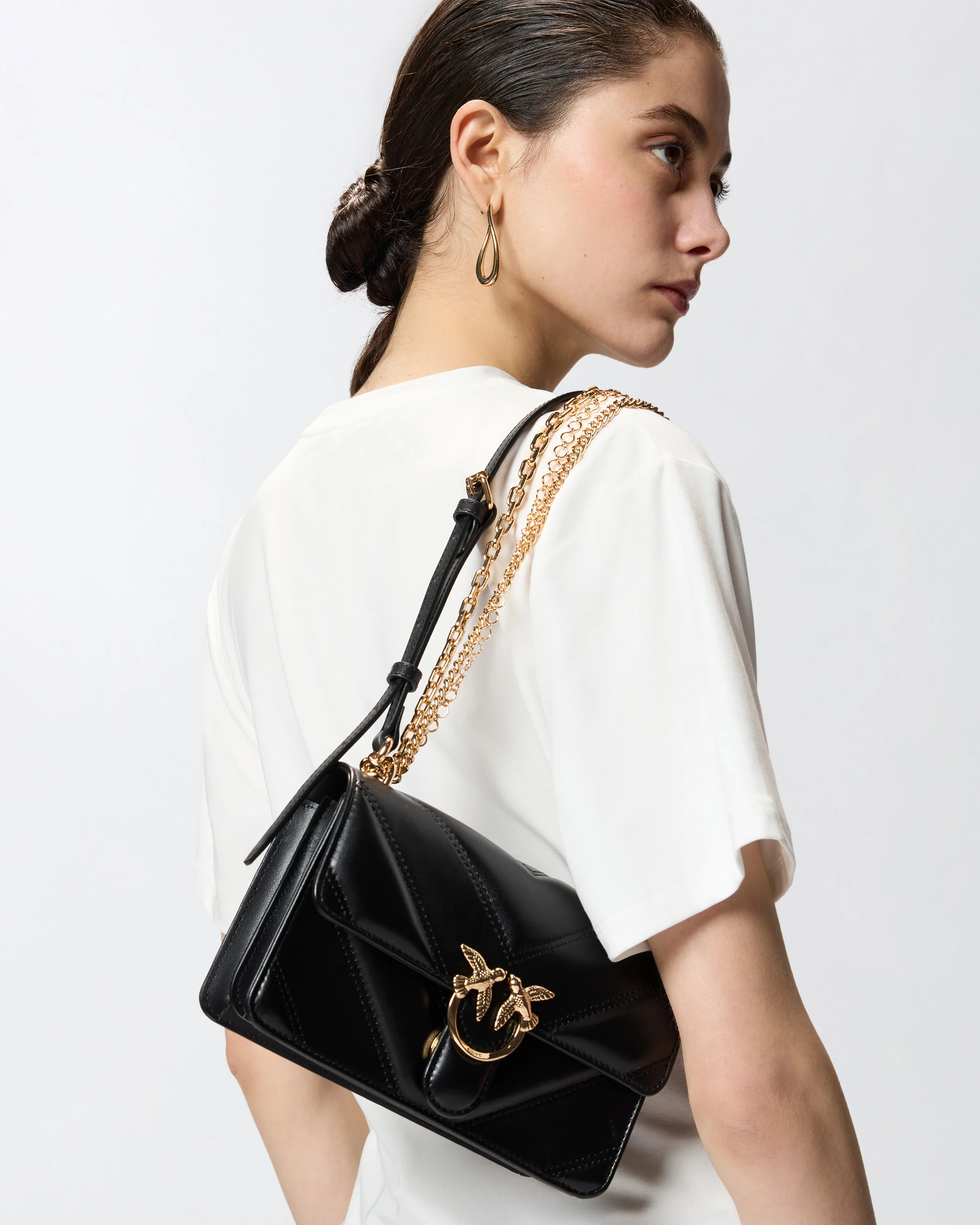 Borsa a spalla Mini Love Bag One in pelle e nappa chevron con tripla catena - Image 5