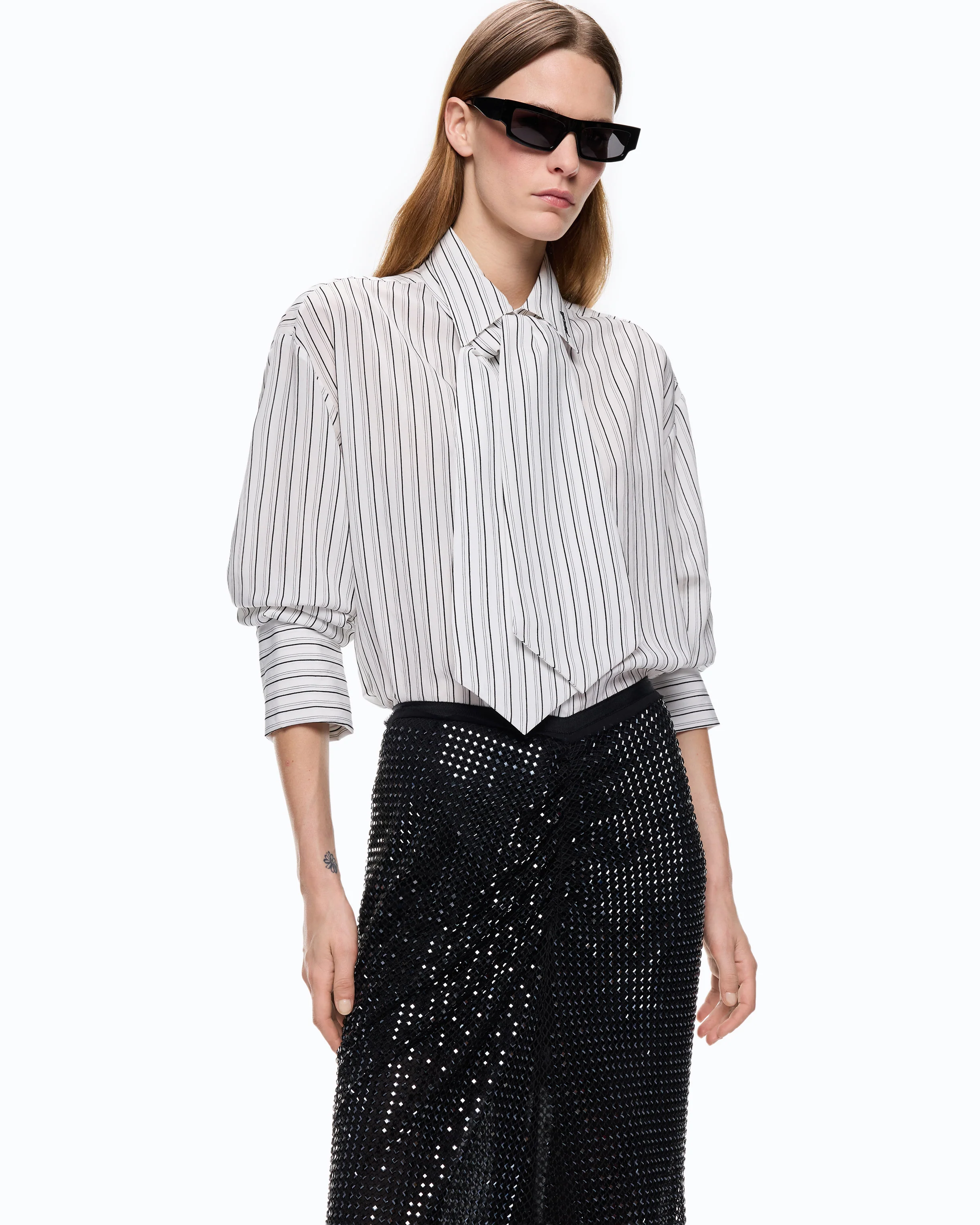 Camicia a righe con cravatta