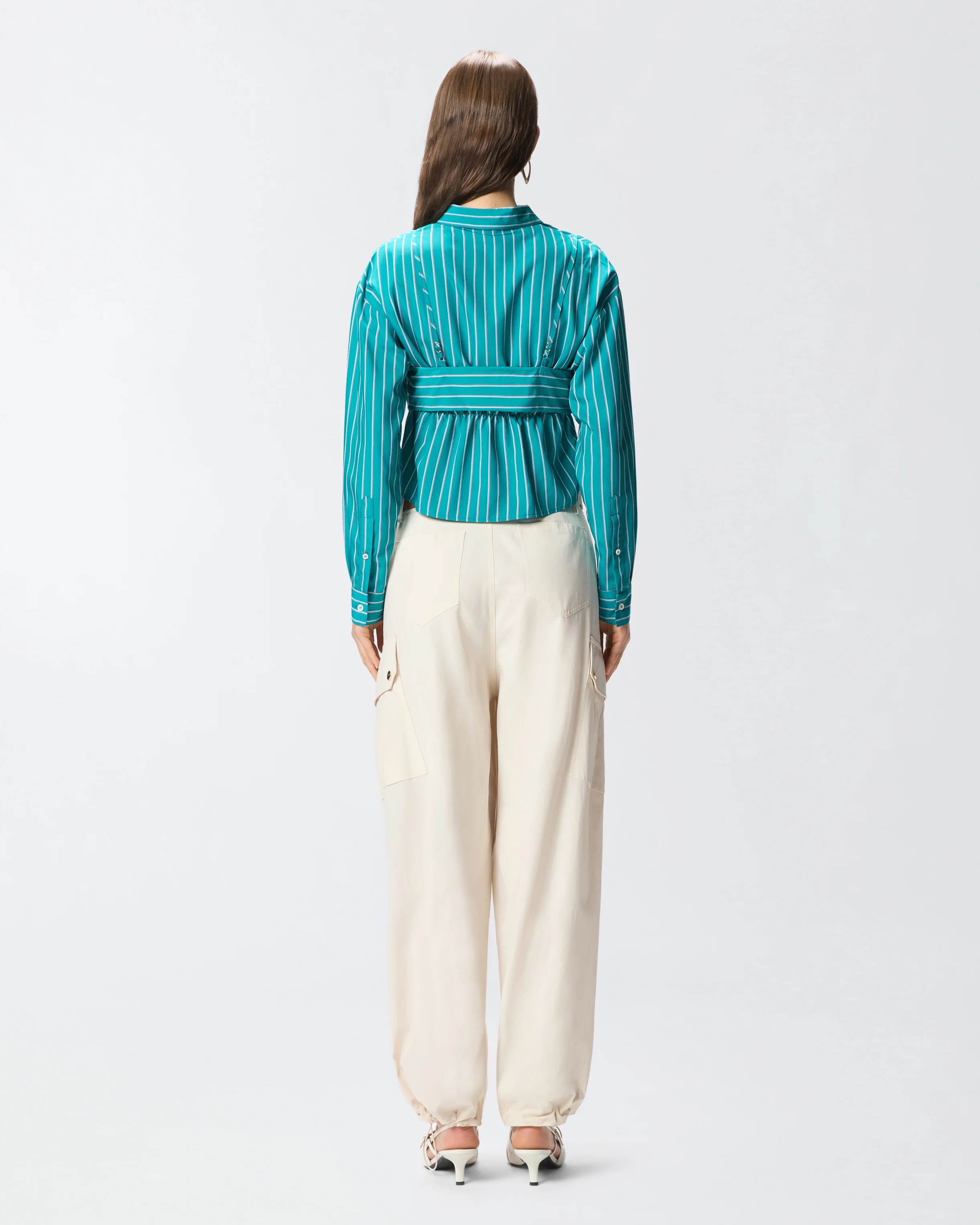 Camicia cropped a righe con fiocco - Image 3