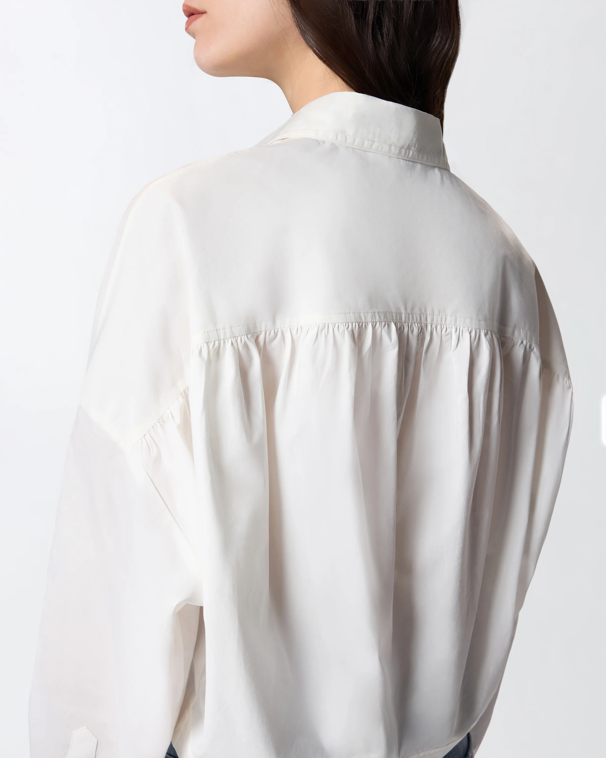 Camicia cropped con retro arricciato - Image 4
