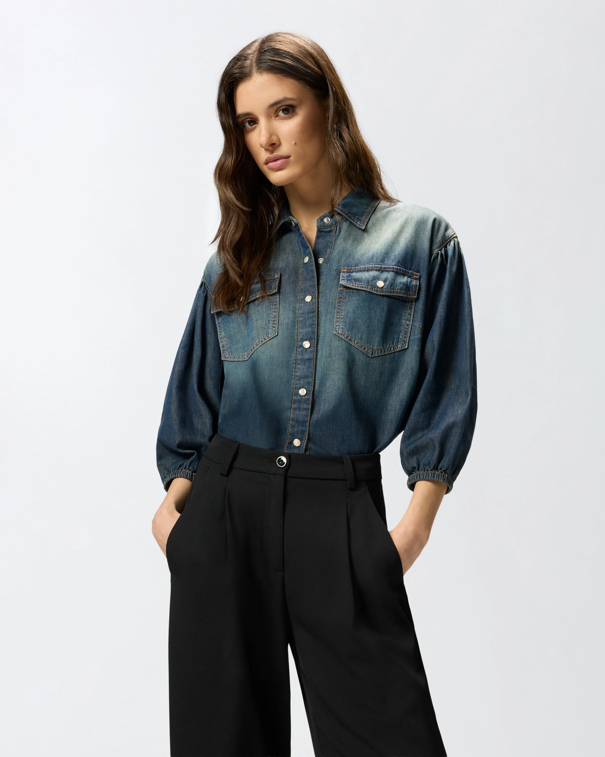 Camicia in denim con maniche a palloncino