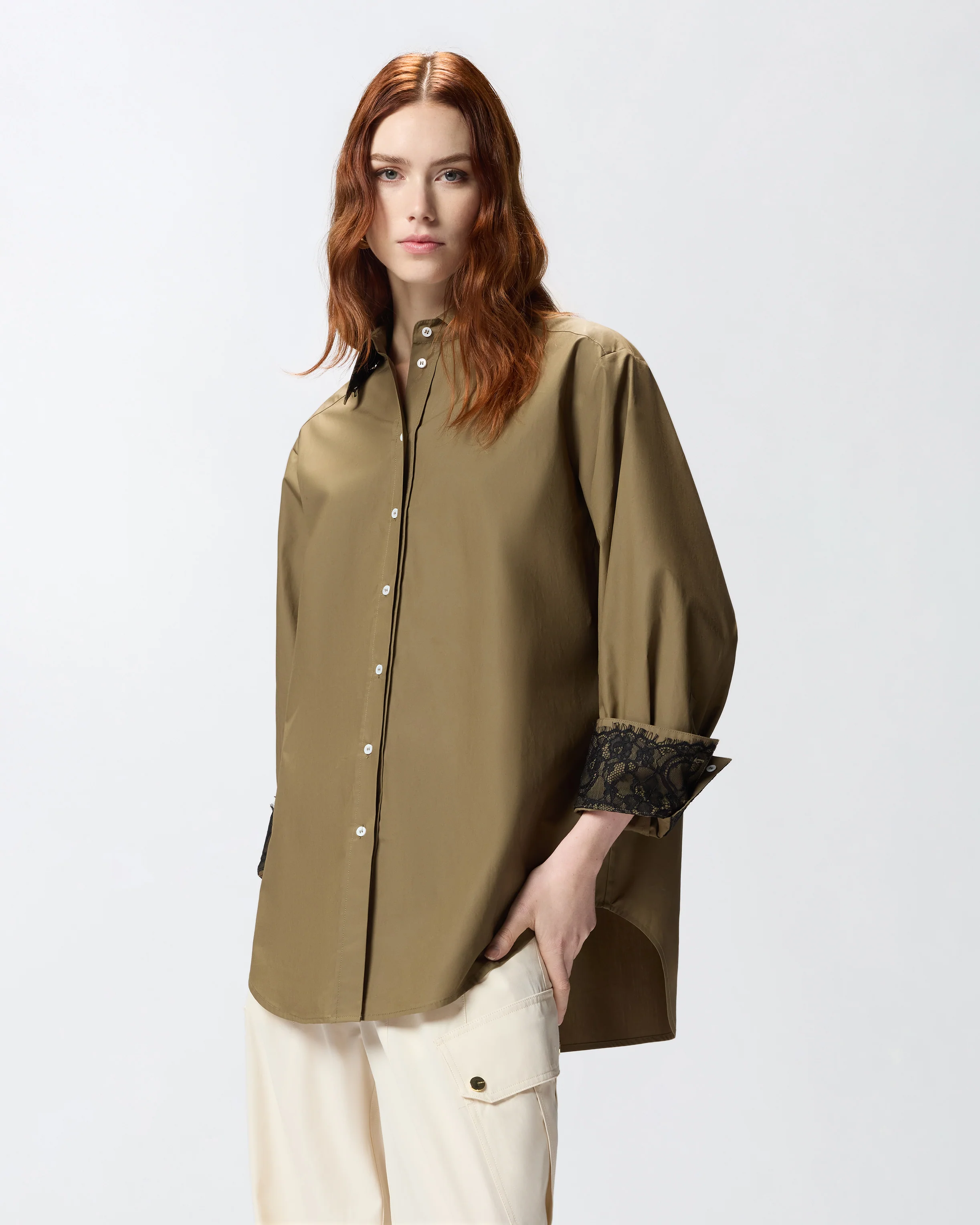 Camicia in popeline con dettagli in pizzo