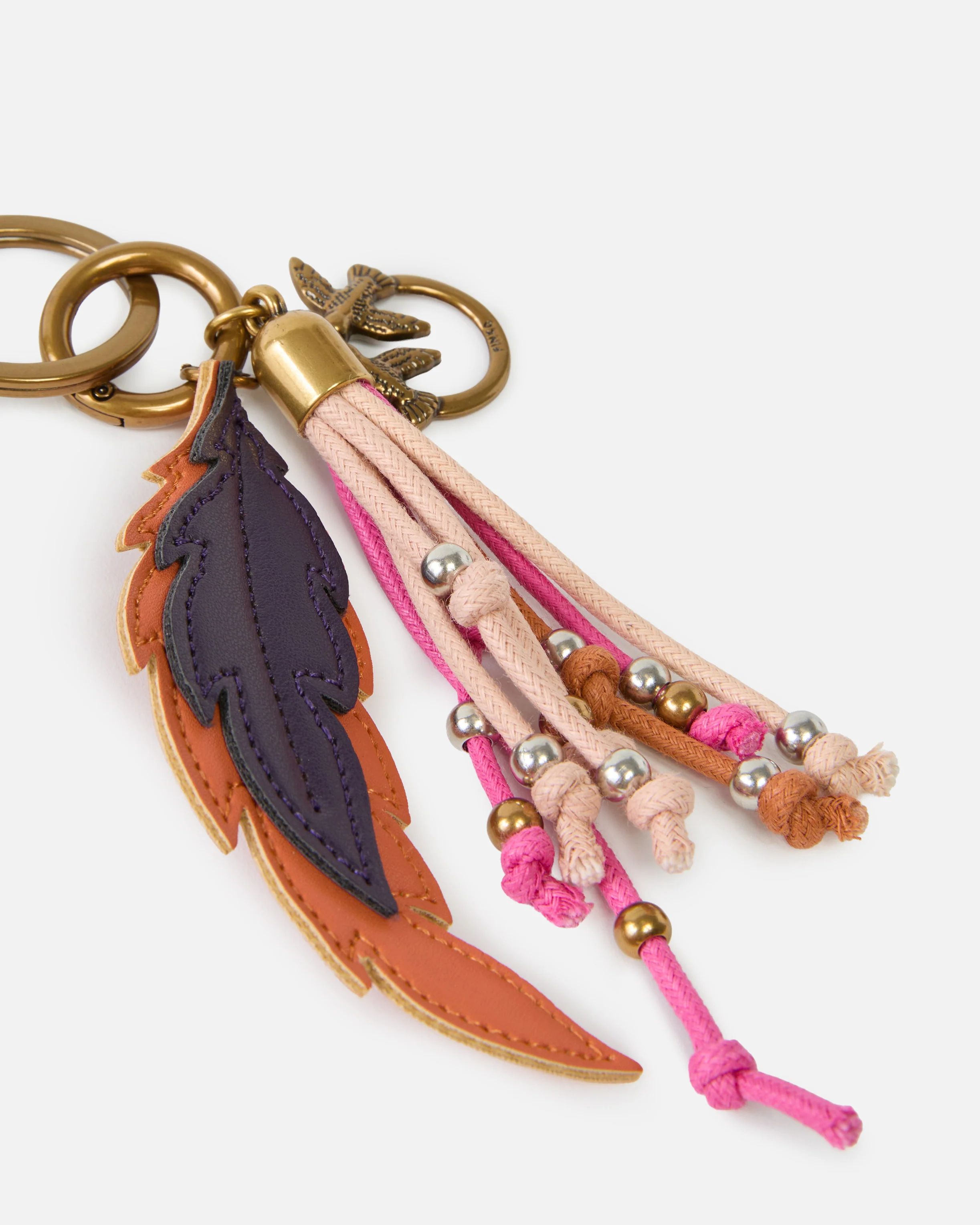Charm portachiavi con piume e cordoncini - Image 2