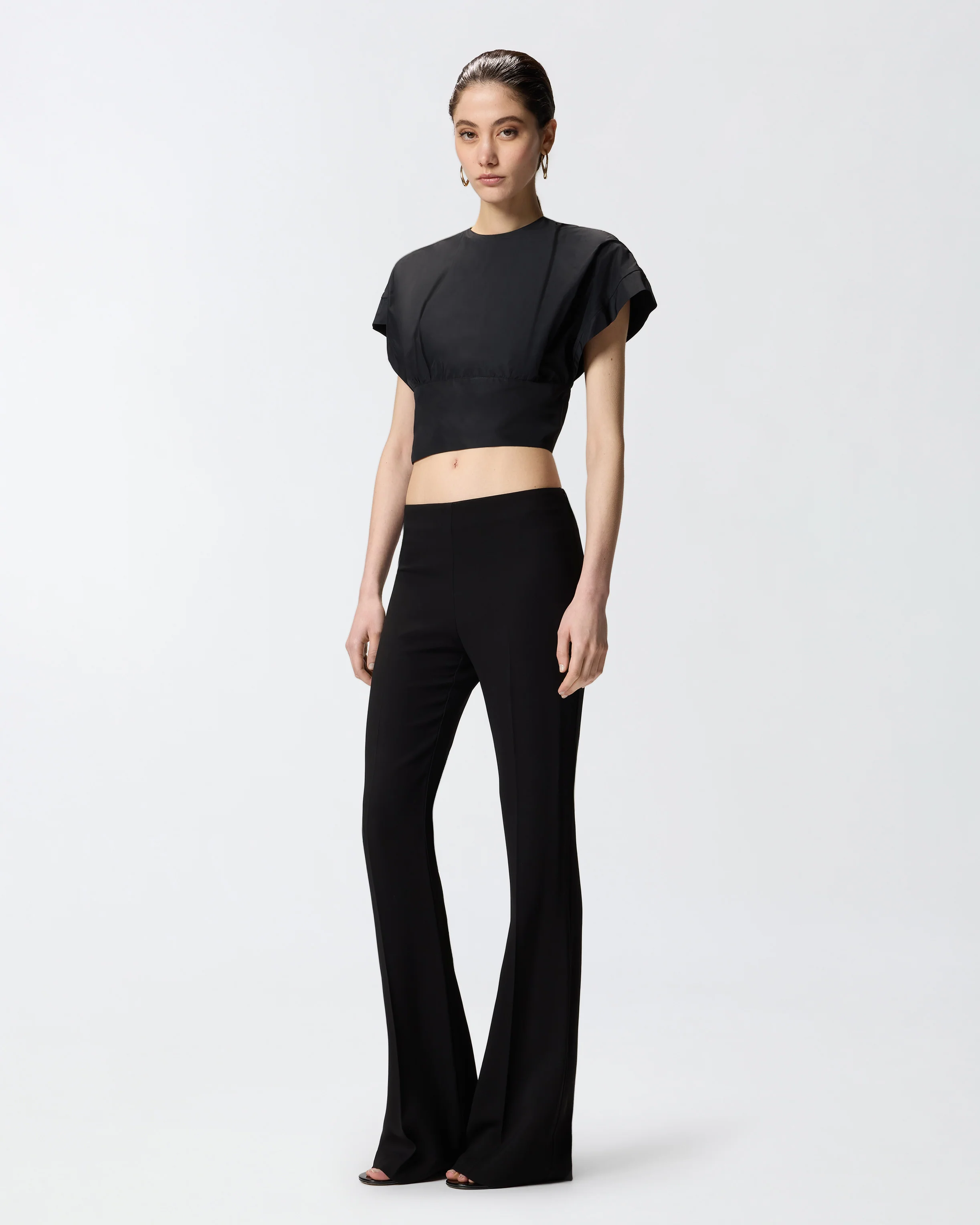 Crop top con maniche ampie - Image 2