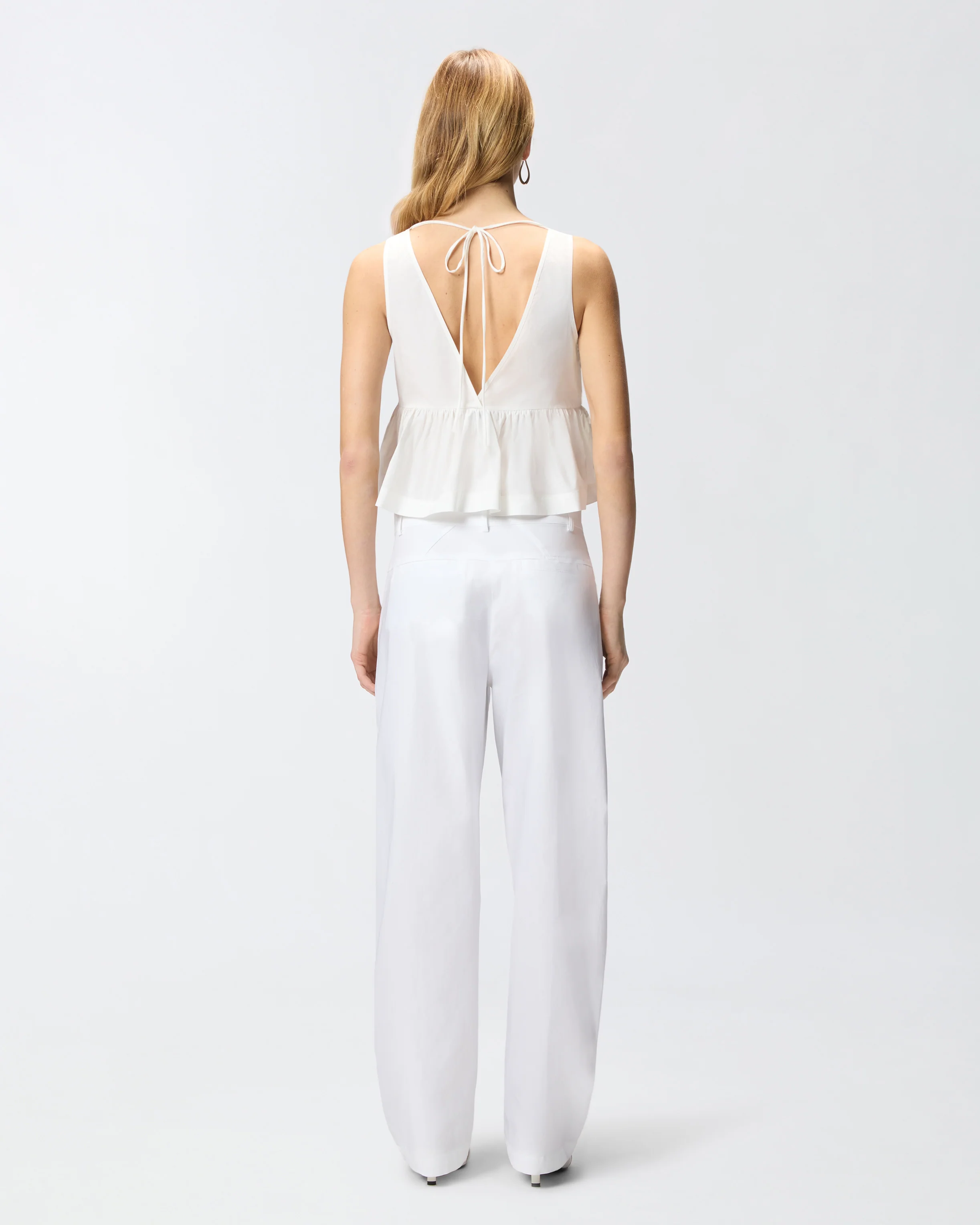 Crop top con volant e laccetti - Image 3