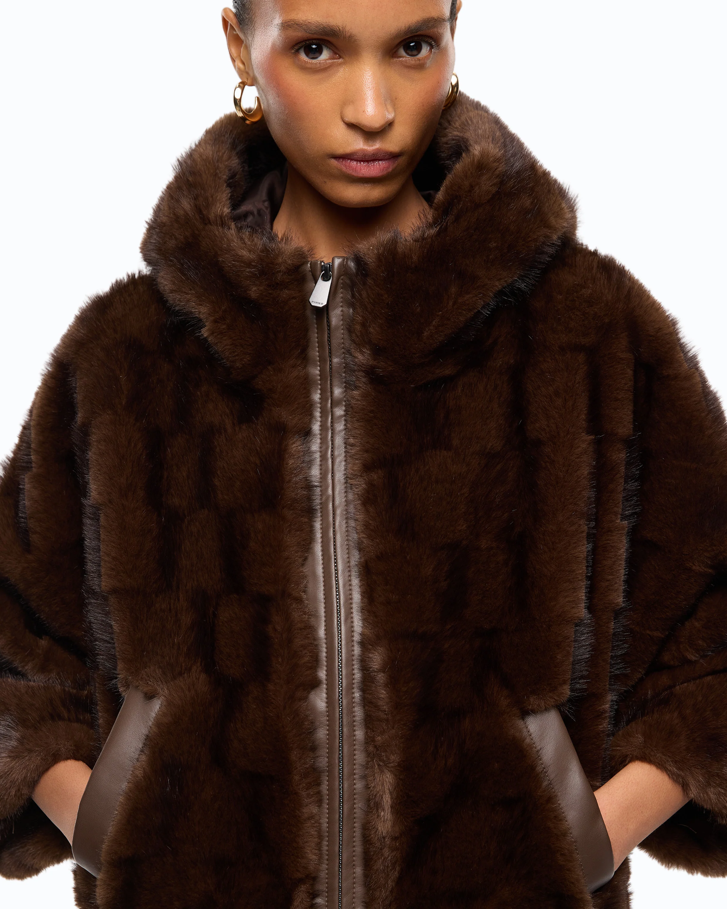 Giacca blouson effetto pelliccia con cappuccio - Image 3