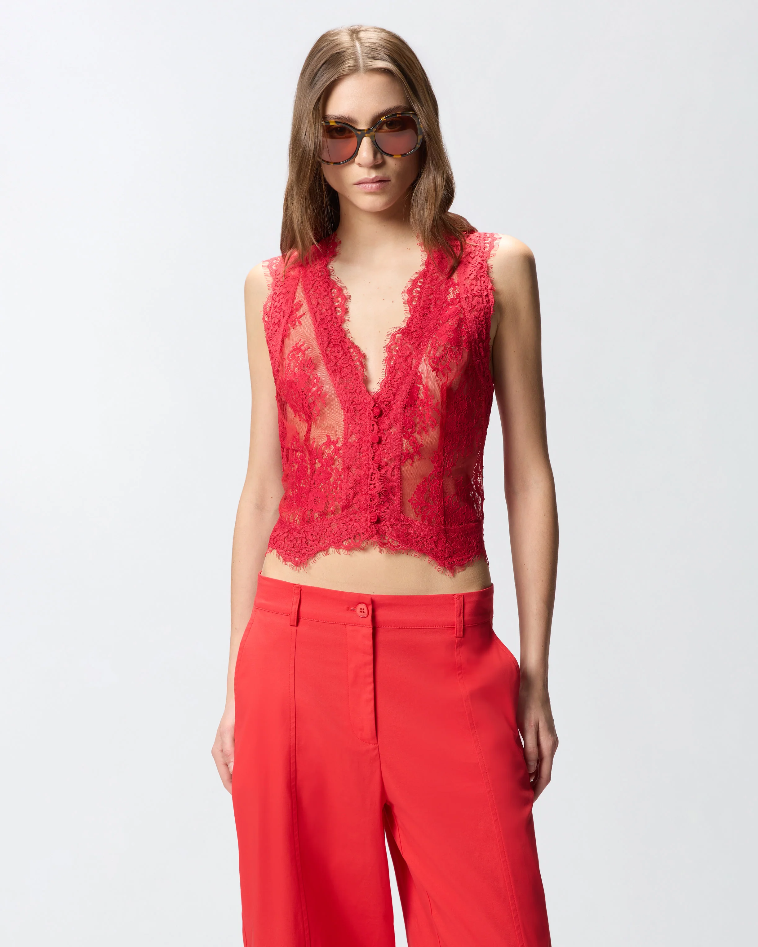 Gilet in pizzo valencienne floreale