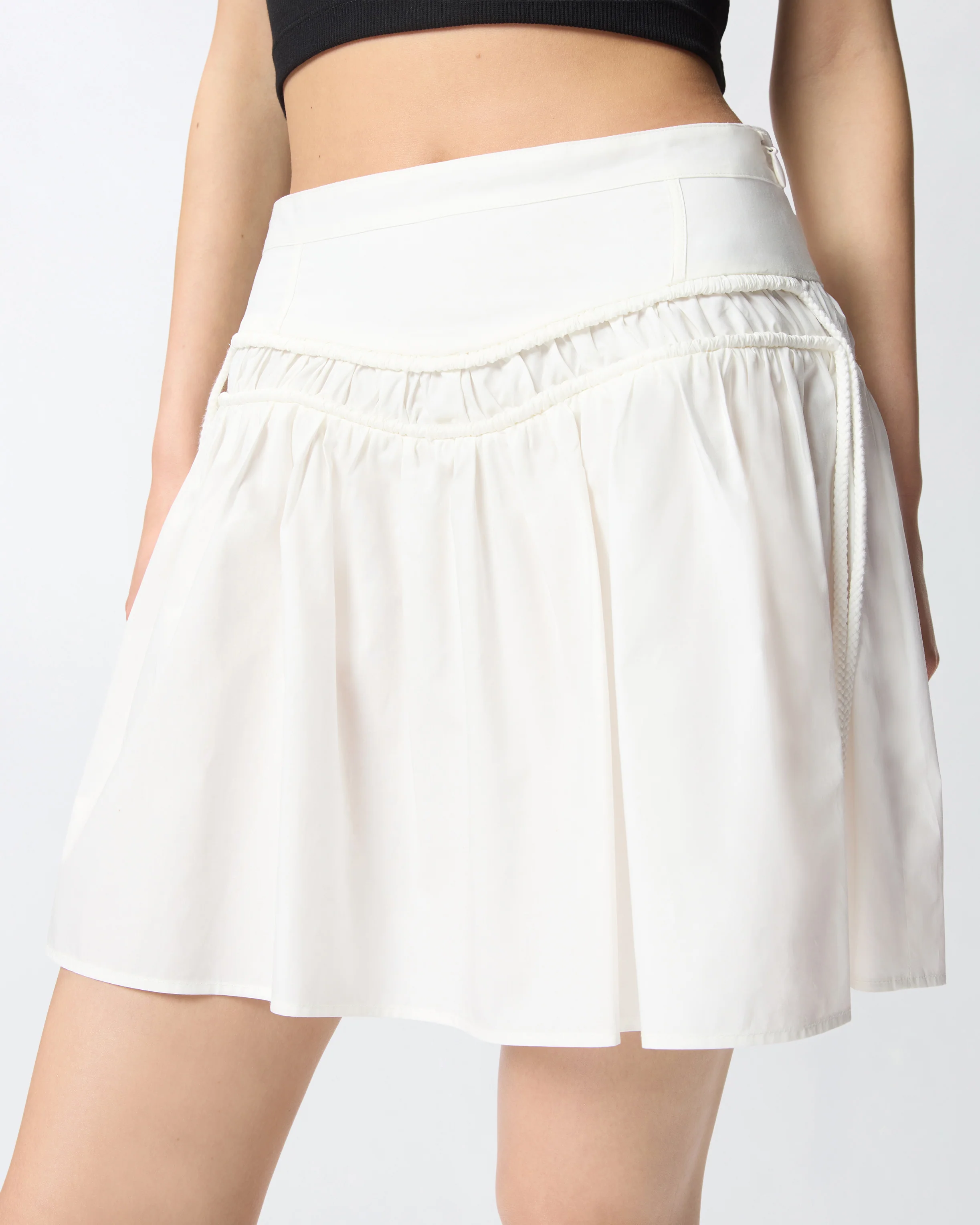 Gonna corta con arricci e coulisse - Image 4