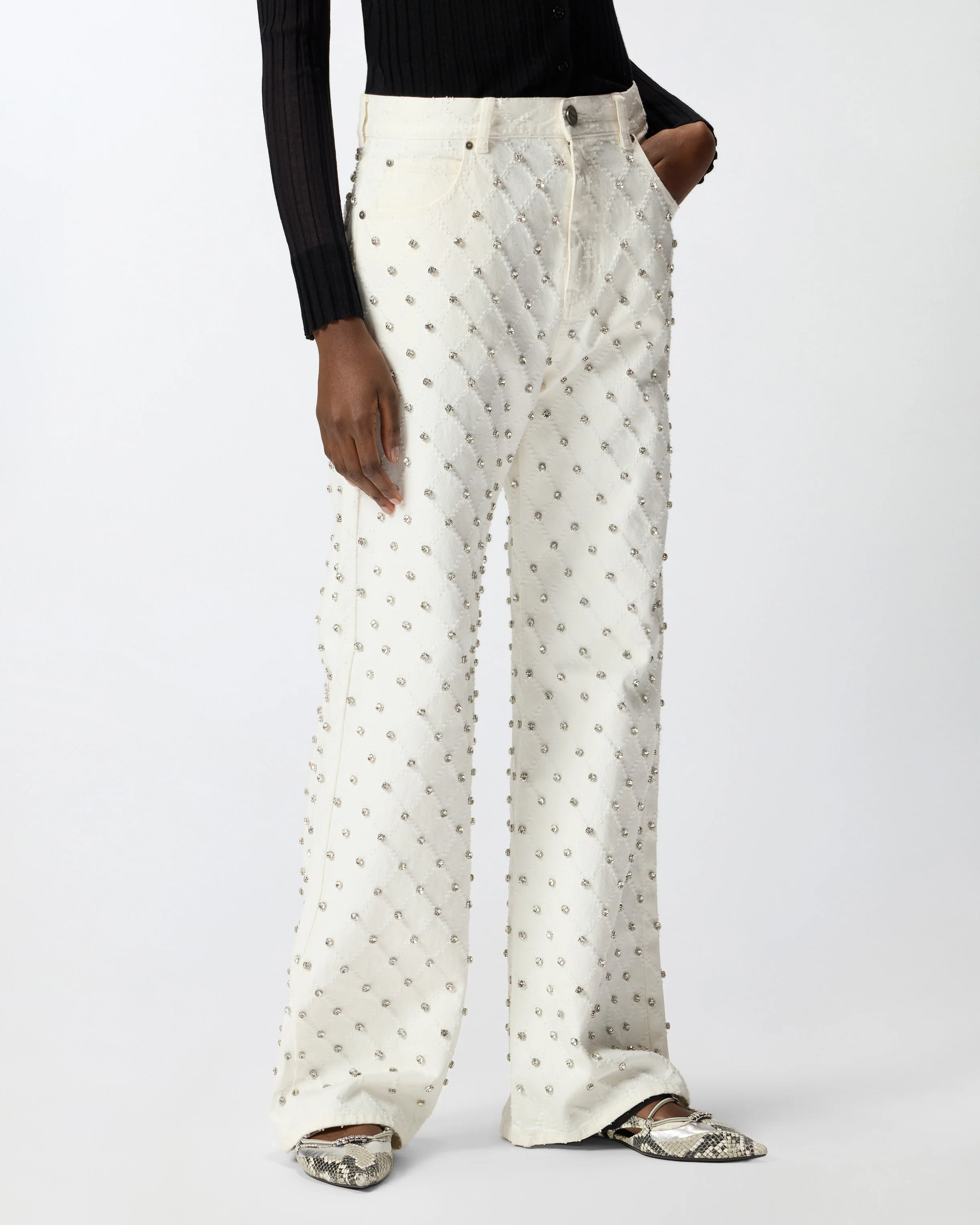 Jeans wide leg con motivo a rombi e strass - Image 2