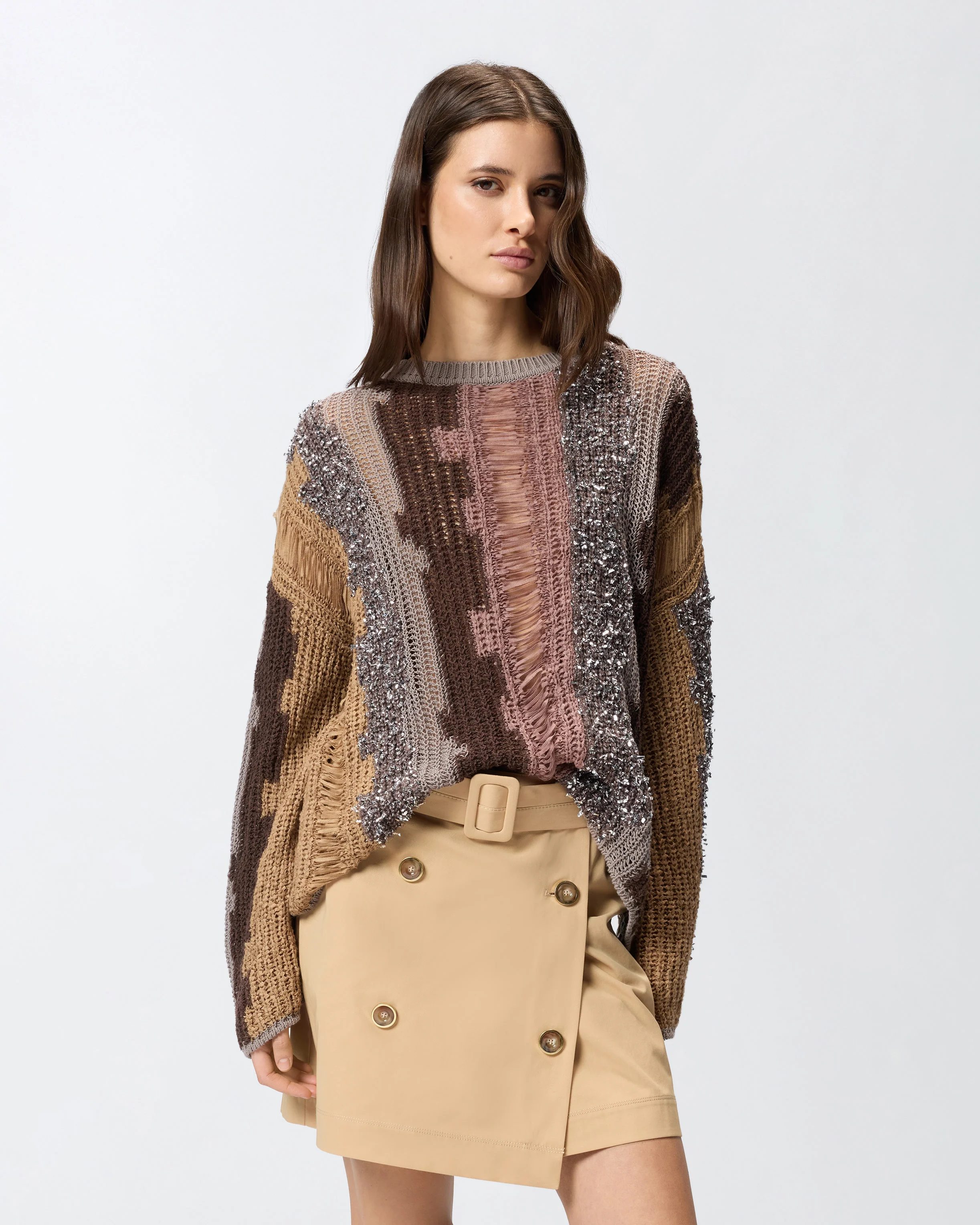 Maglione con intarsi di filati a contrasto
