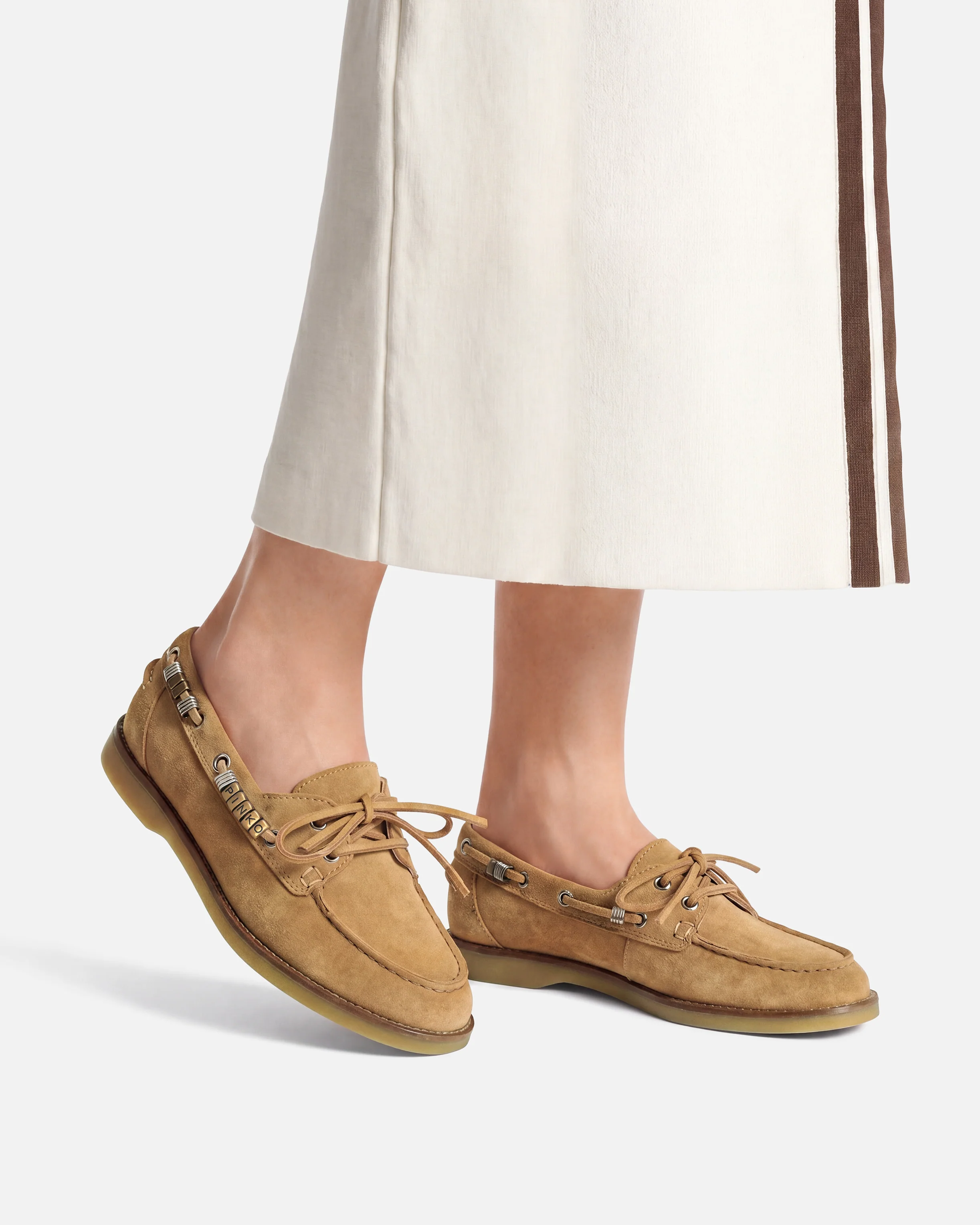 Mocassini in suede con applicazioni gioiello - Image 10