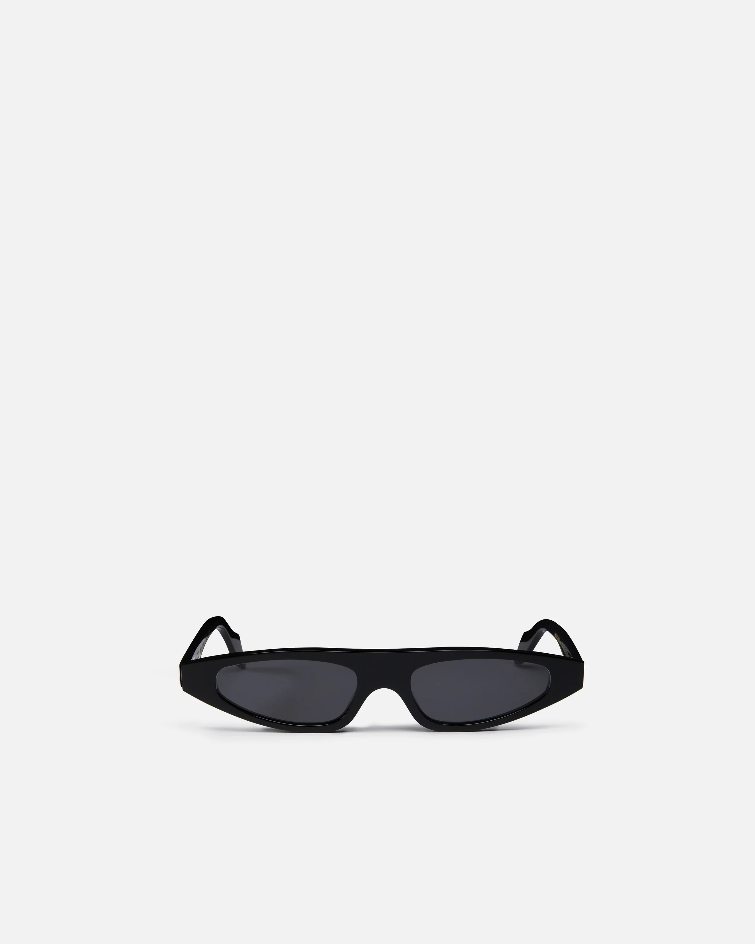 Occhiali da sole design allungato