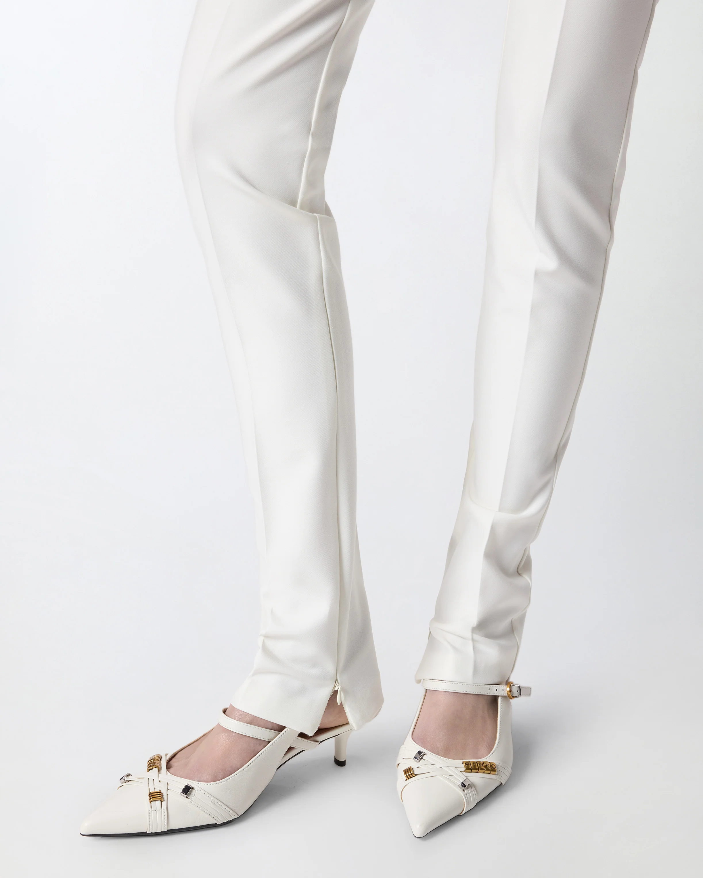 Pantaloni con spacco regolabile al fondo - Image 4