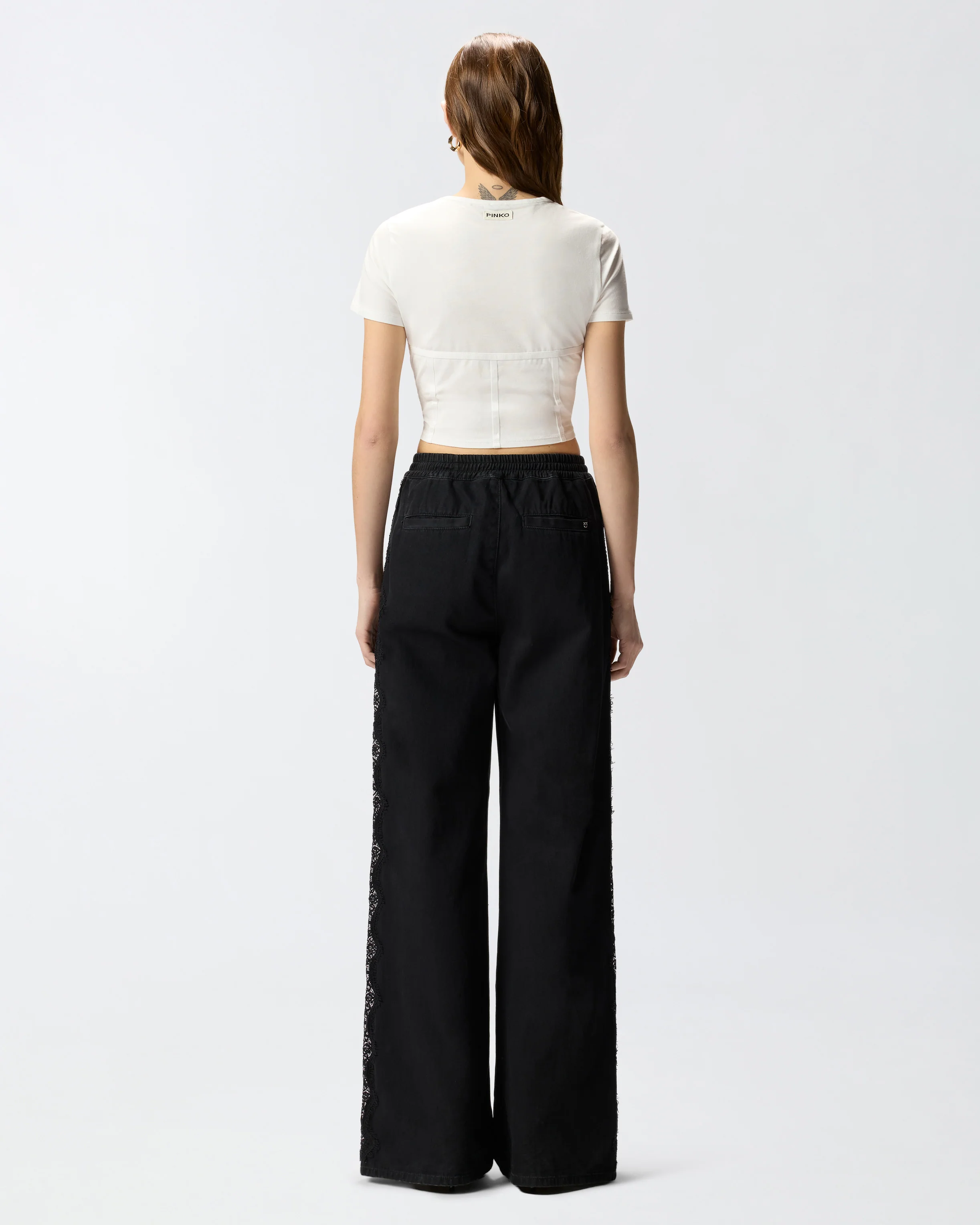Pantaloni in denim con banda laterale in pizzo - Image 3
