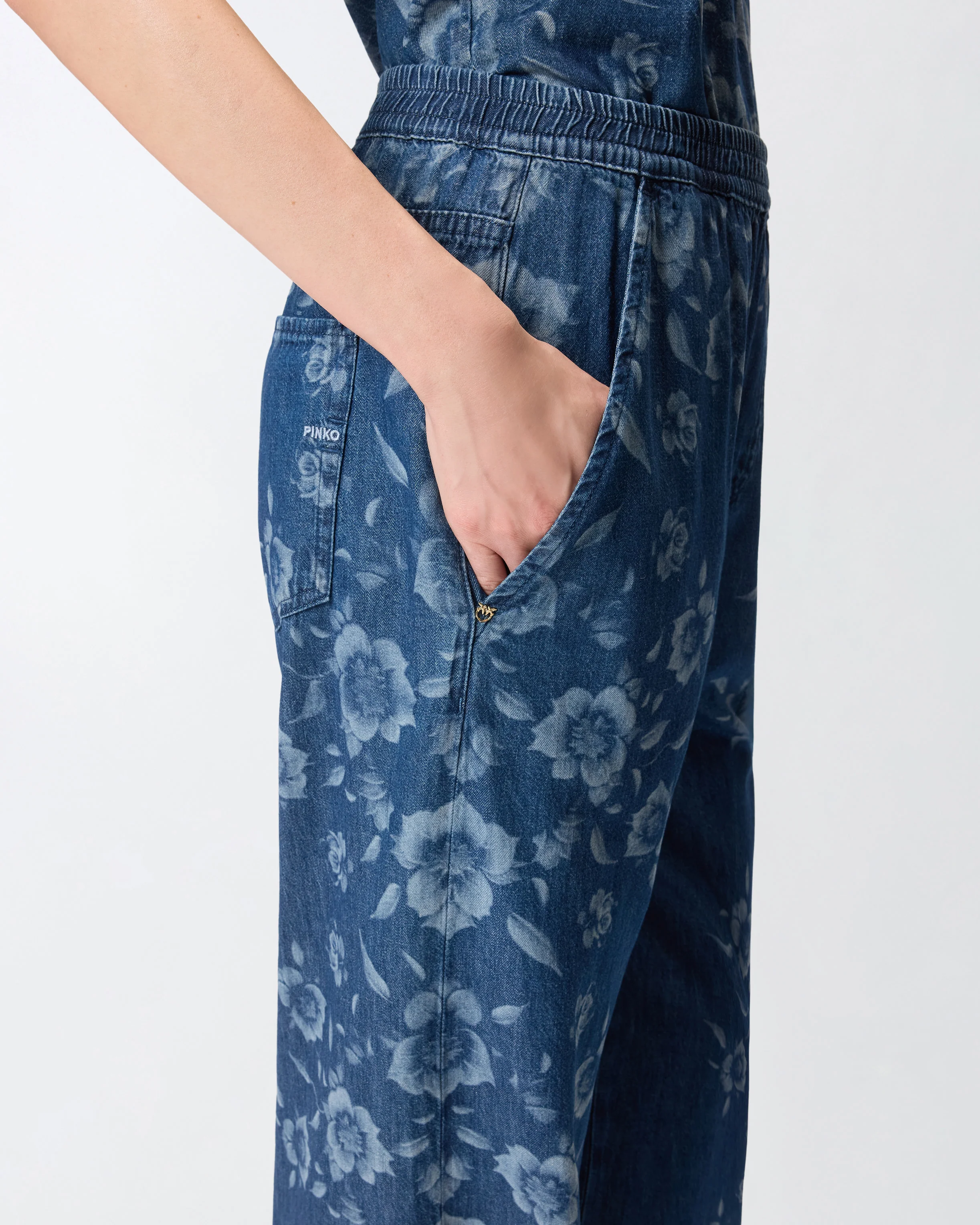 Pantaloni in denim floreale - Image 4
