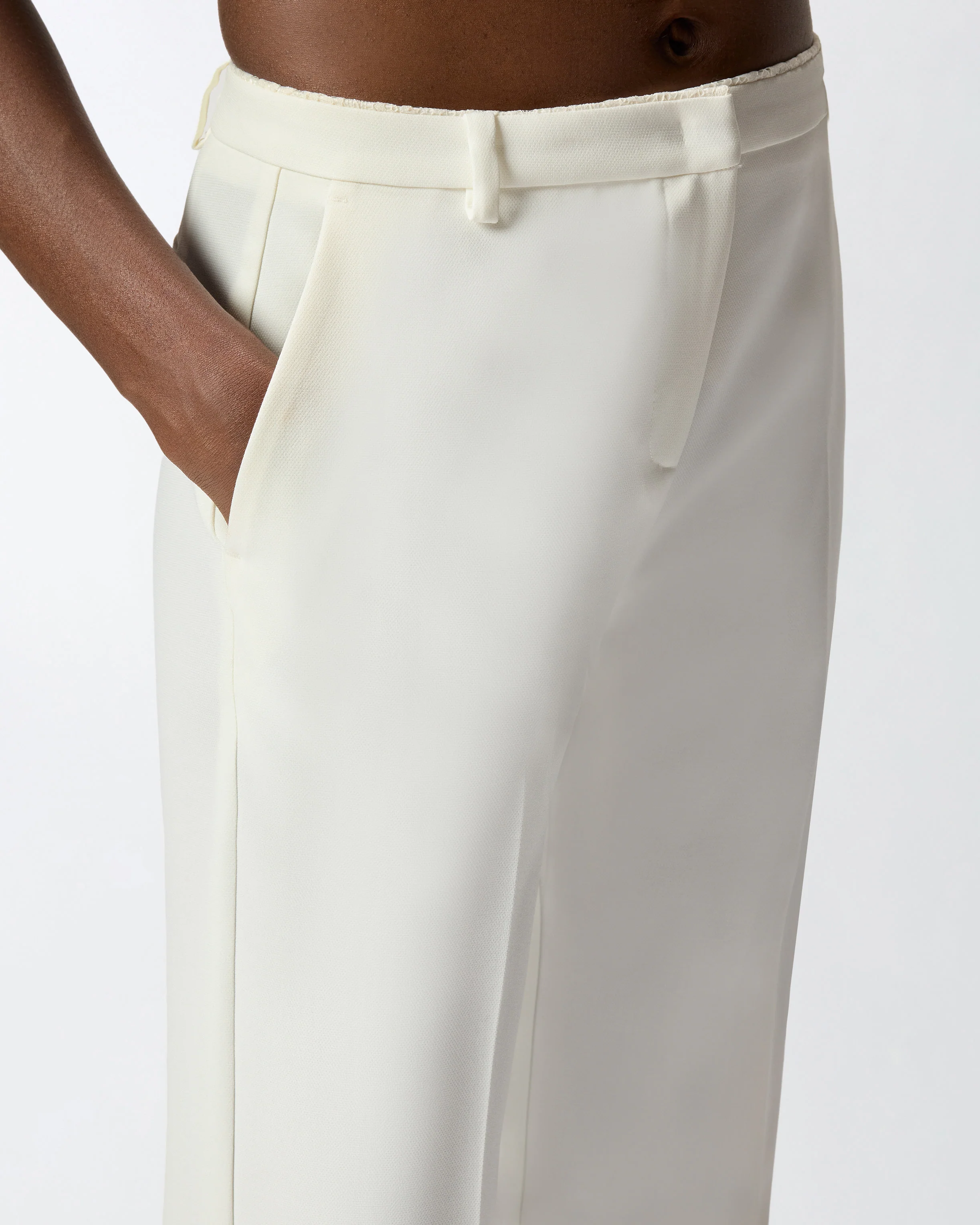 Pantaloni in tela con piega stirata - Image 4