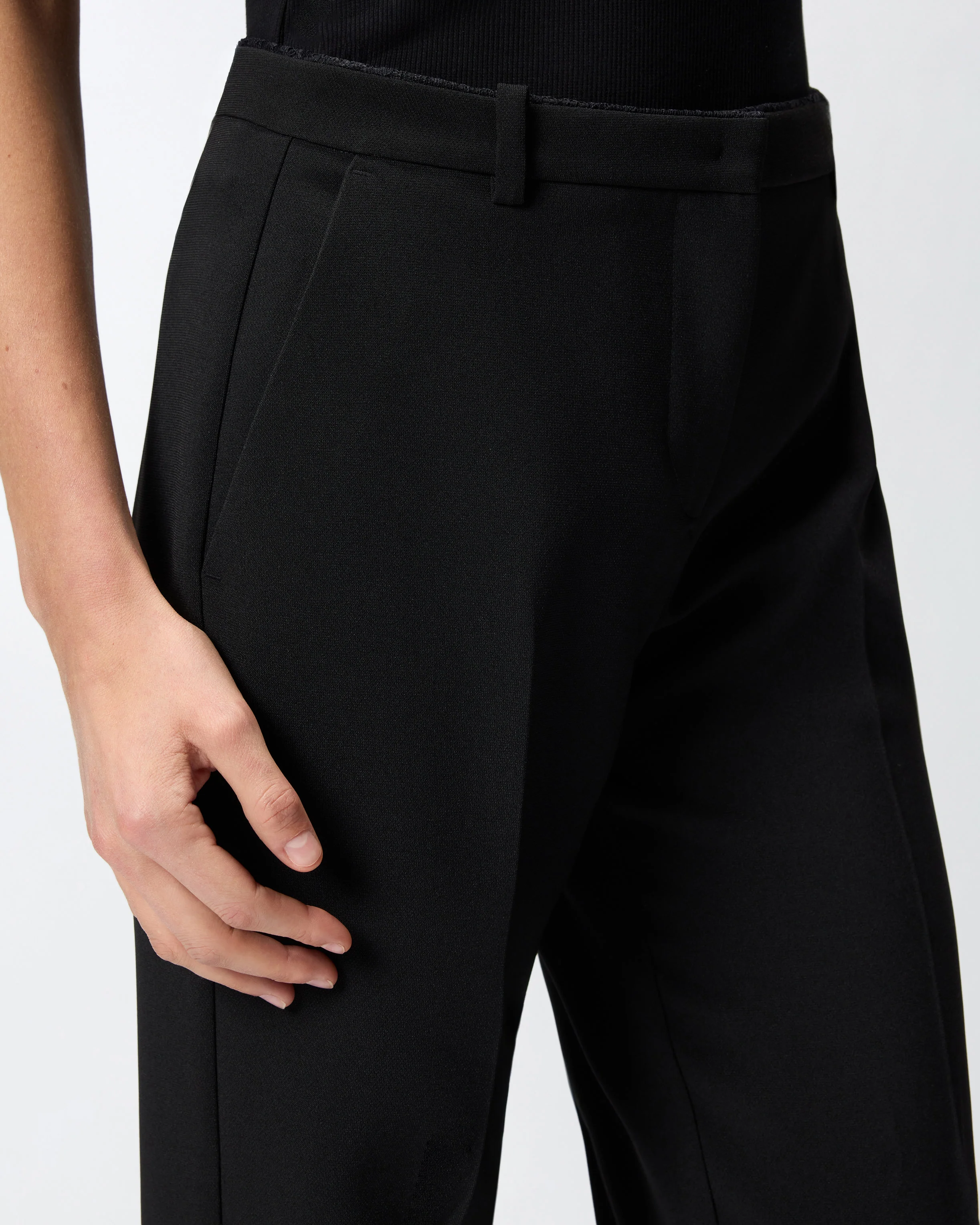 Pantaloni in tela con piega stirata - Image 4