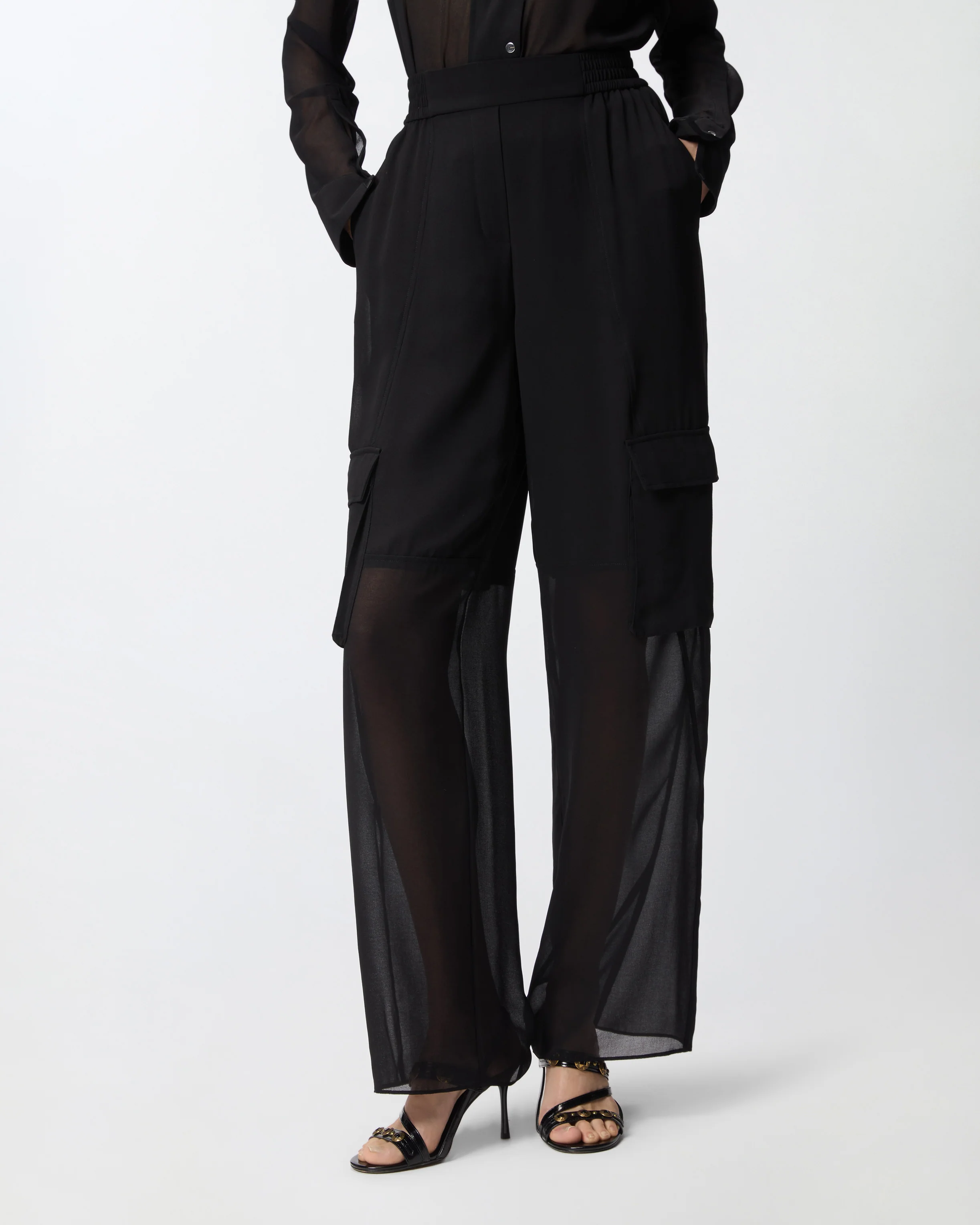 Pantaloni leggeri con tasche cargo - Image 2