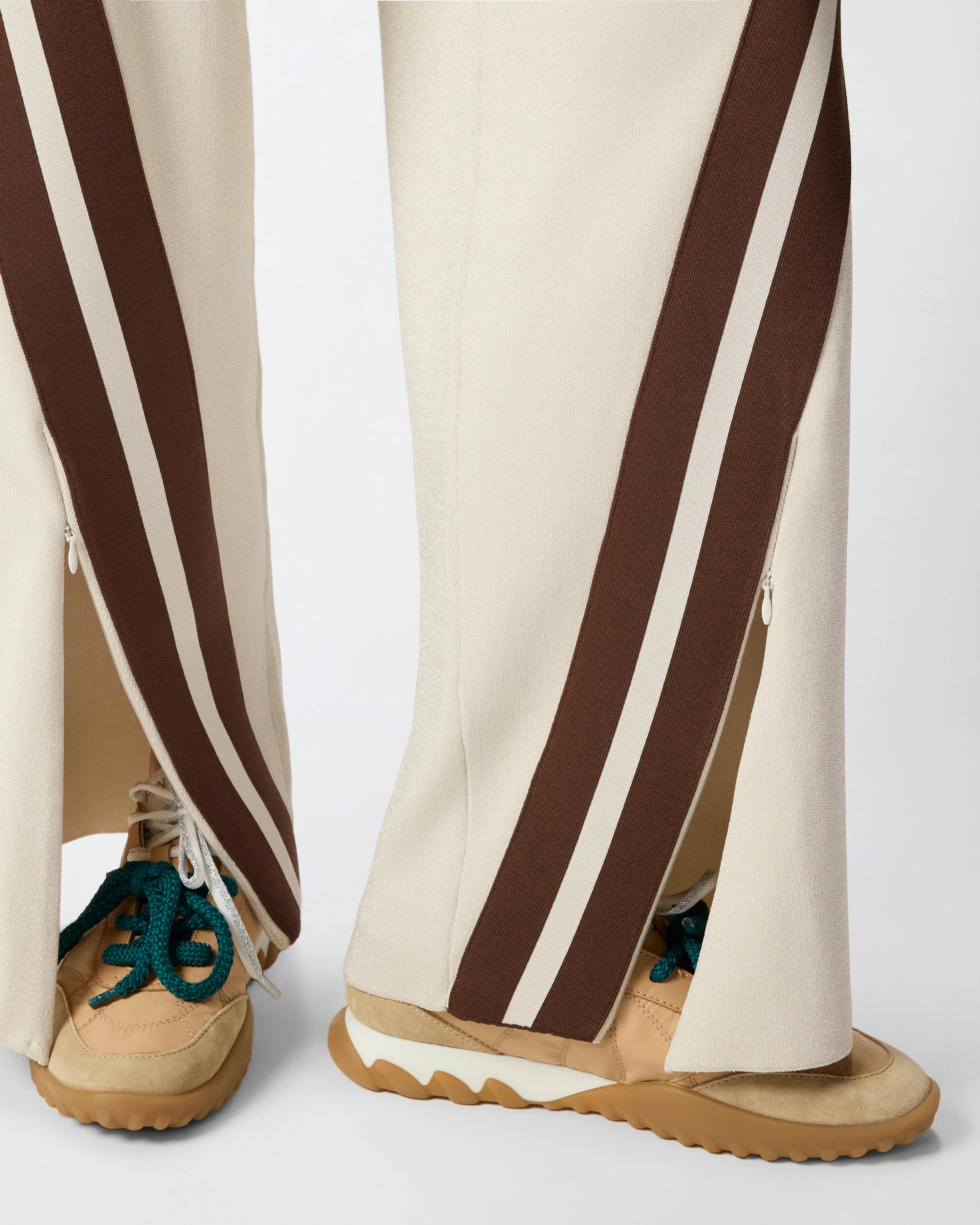 Pantaloni sportivi con bande - Image 4