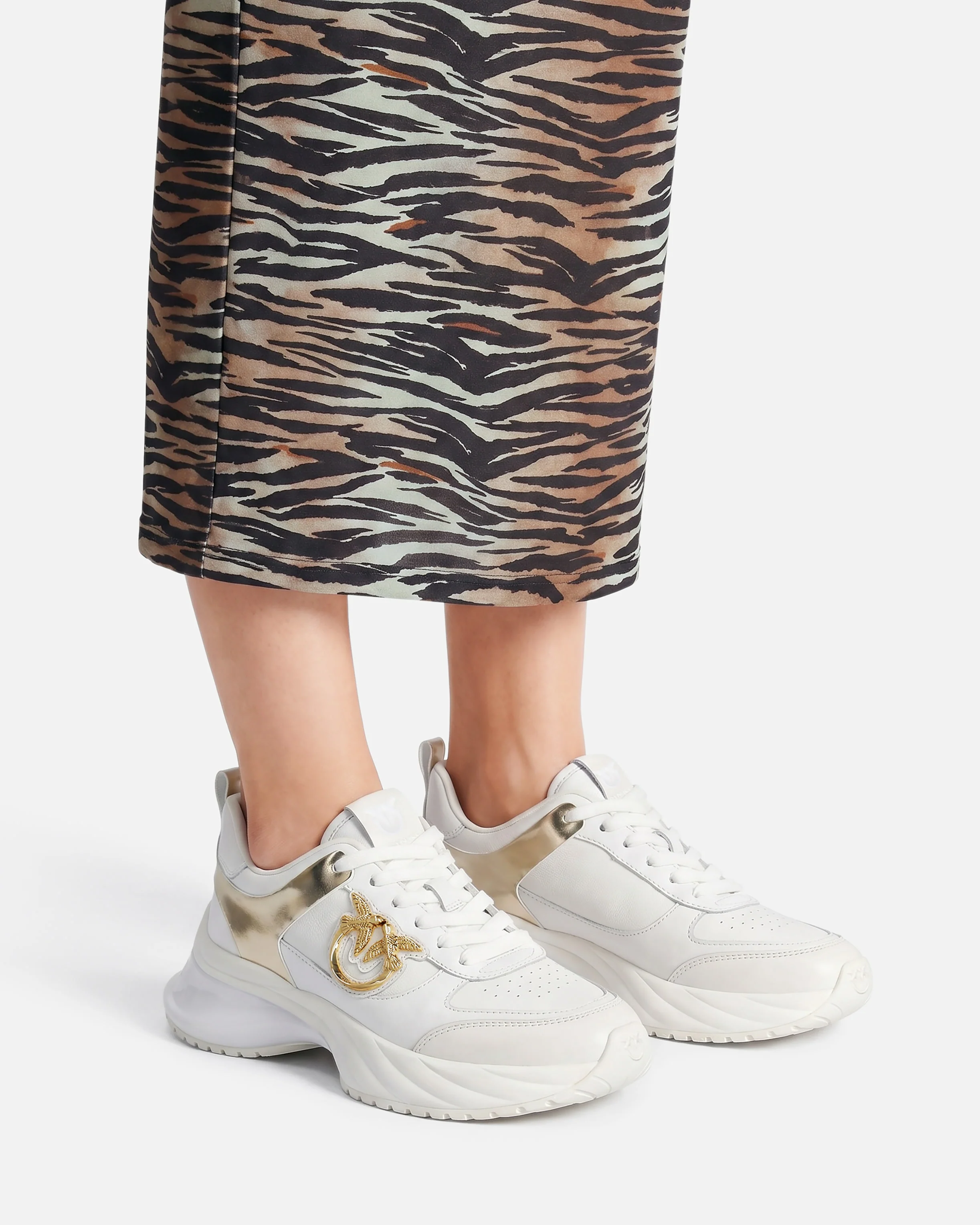 Sneakers Ariel effetto pelle con dettagli specchio - Image 10